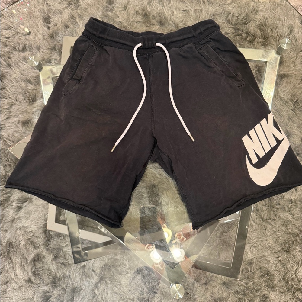 Nike Men Activewear Shorts M Black Sweat Fleece Swoosh BV2721-010 Logo 8" Inseam